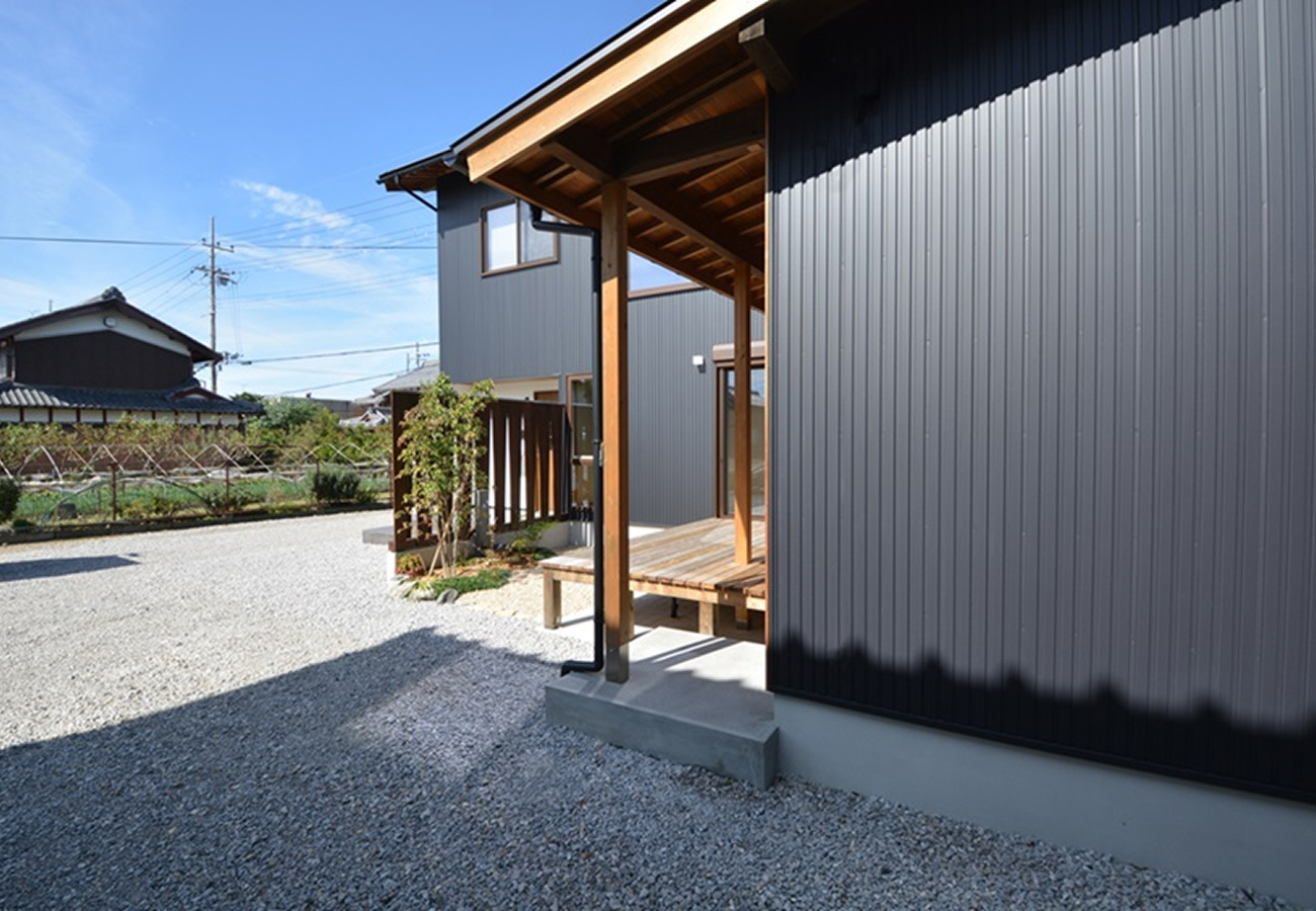 ガルバリウム鋼板
