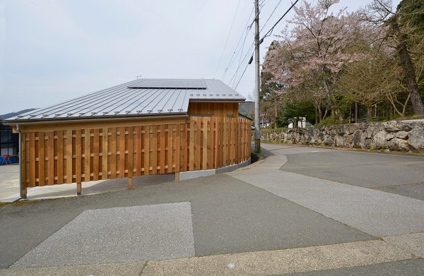 〜ドイツの額縁におさまる風景のある暮らし〜 <br> 「高野の家」　ゼロエネルギー住宅