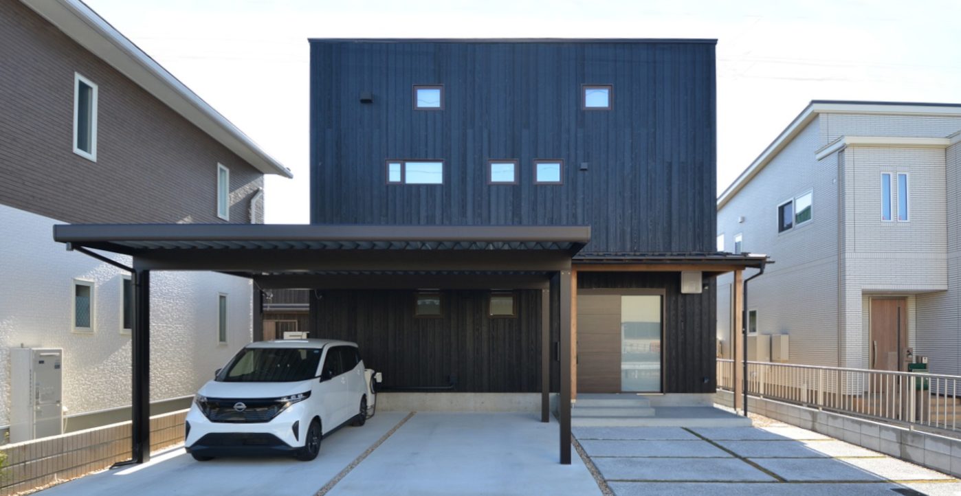 ～街中でもめいいっぱいの太陽の恵みを～<br>    「南高田町の家B」　V2H住宅